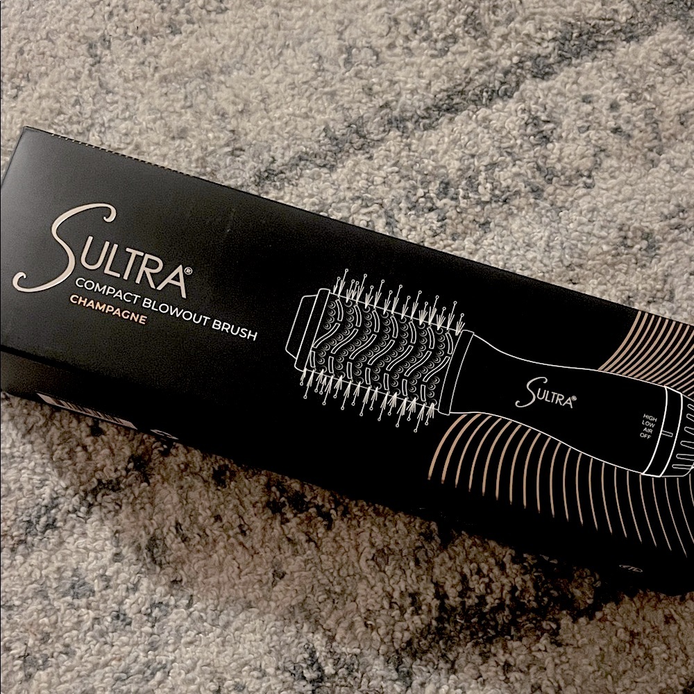 Sultra - Compact Blowout Brush - Champagne